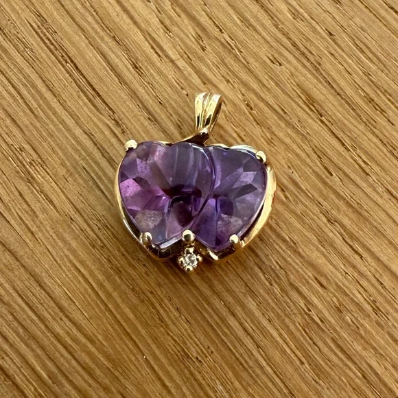 Amethyst Double Heart Pendant 14K with small diamond 💟 - Picture 4 of 8